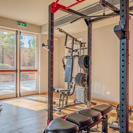 Giaxtower Gym & Pool Oasis Milano