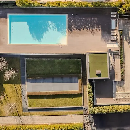 Giaxtower Gym & Pool Oasis *