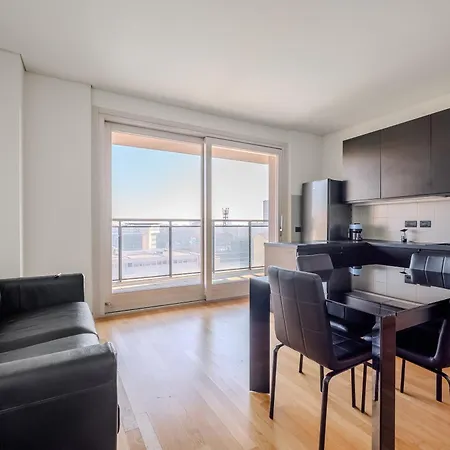 Giax Tower Luxury Oasis מילאנו