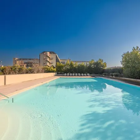 Giax Tower Luxury Oasis דירה מילאנו