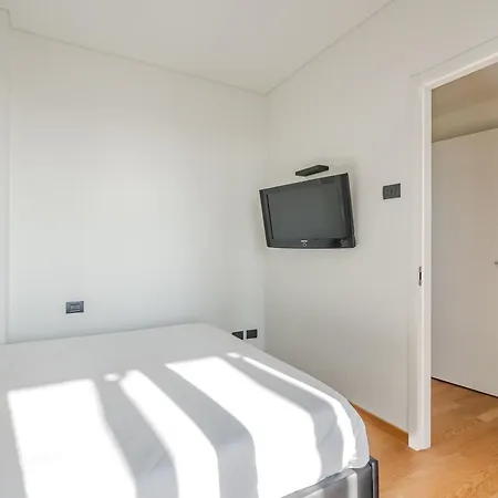 Giax Tower Luxury Oasis