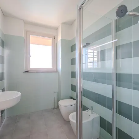 Giax Tower Luxury Oasis * Mediolan