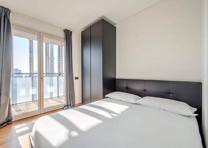 Giaxtower Gym & Pool Oasis Milano