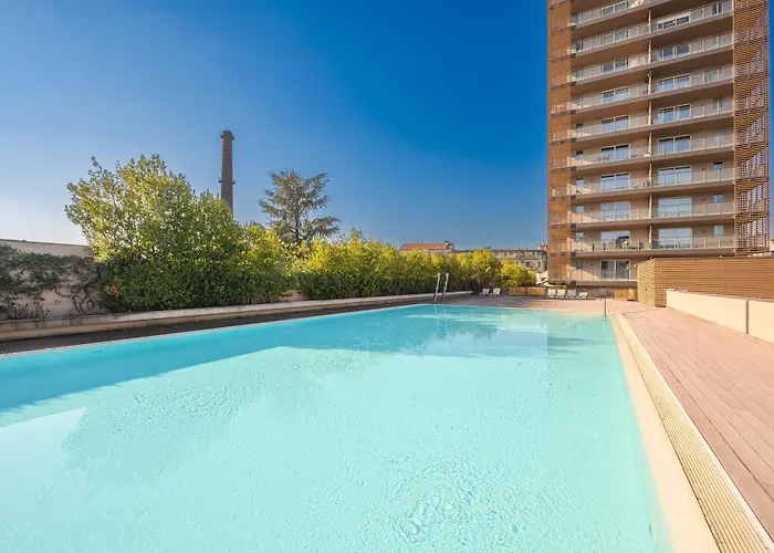 Giaxtower Gym & Pool Oasis * Milano